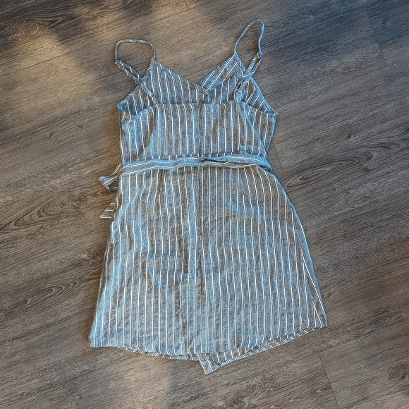 Milk & Honey Mini Dress - Picture 2 of 7